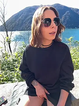 Mia Railey online show from February 2026 11:11:01 AM