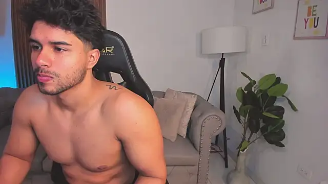 liam collins21 online show from February 2026 12:05:02 PM