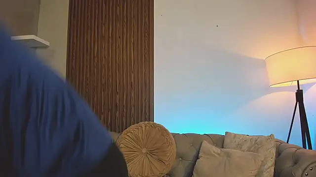 liam collins21 online show from February 2026 11:52:01 AM