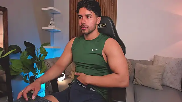 liam collins21 online show from March 2026 11:49:02 AM