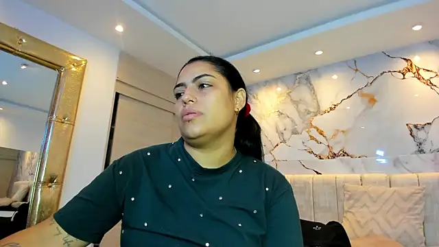 Snapshot of kiana_cream chatting on June 2026 11:47:02 AM kiana cream online show from June 2026 11:47:02 AM