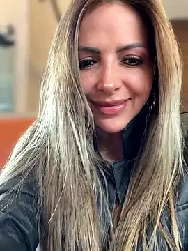  Abril-Office1 online show from February 2026 02:48:01 PM