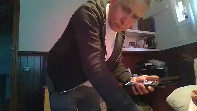 Snapshot of fransexdol chatting on February 2025 08:31:02 AM fransexdol online show from February 2025 08:31:02 AM