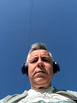 Snapshot of fransexdol chatting on April 2026 08:04:02 AM fransexdol online show from April 2026 08:04:02 AM