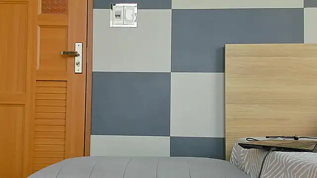 Kiera Thomas online show from January 2026 05:12:02 AM