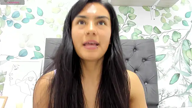 atilanadiaz7 online show from January 2025 07:31:01 PM