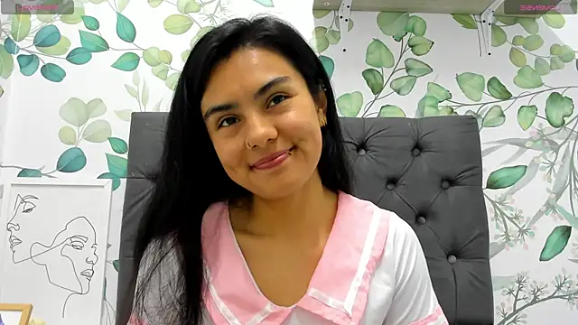 atilanadiaz7 online show from February 2025 05:39:01 PM