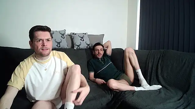 twotwinkhusbandss online show from April 2026 05:21:01 PM