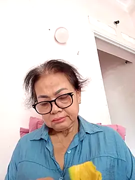 Snapshot of Hotestlove chatting on June 2026 02:50:01 AM Hotestlove online show from June 2026 02:50:01 AM