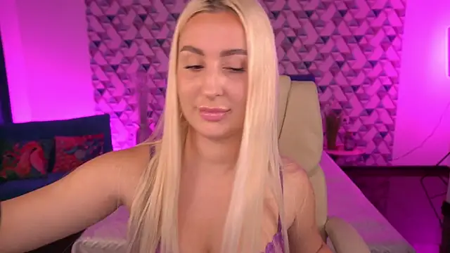 LiaBrazzerr online show from May 2026 02:27:02 PM