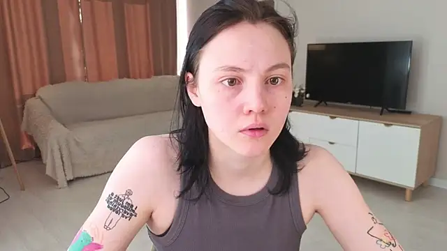 MaryCoopeer online show from May 2026 05:24:01 AM