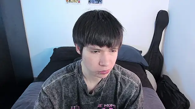 Aventure Twinks online show from February 2026 01:51:01 AM