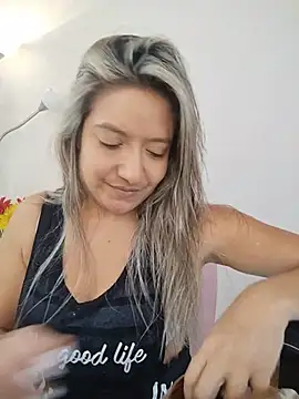 valeriahunter1 online show from July 2026 10:30:02 PM