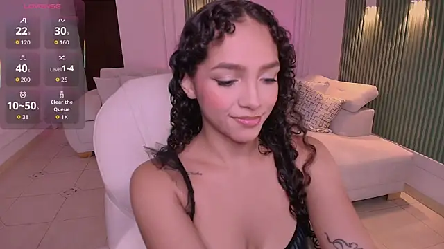 Snapshot of anahi_curlie1 chatting on April 2026 03:18:01 AM anahi curlie1 online show from April 2026 03:18:01 AM