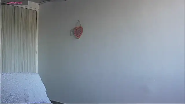 Snapshot of Muscle_King_Cum chatting on June 2026 01:14:01 PM Muscle King Cum online show from June 2026 01:14:01 PM
