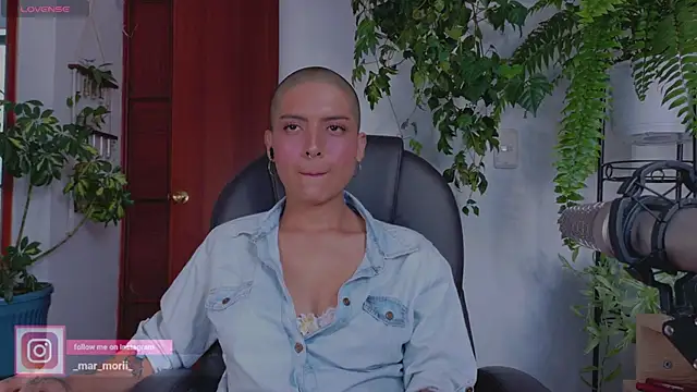 Yeriawaddell  online show from March 2026 10:23:01 PM