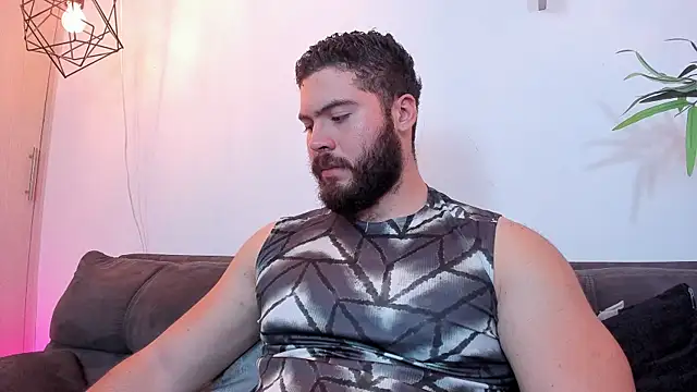 Snapshot of SebastianVilla_ chatting on July 2026 11:18:02 PM SebastianVilla online show from July 2026 11:18:02 PM