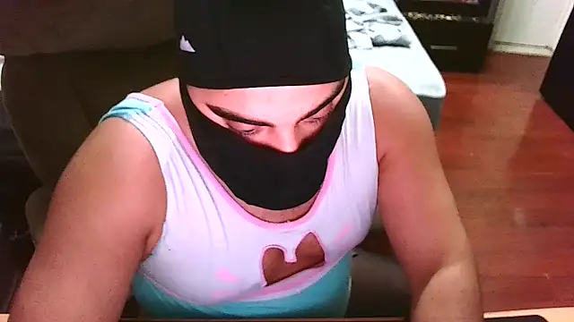 babykayla972 online show from September 2025 10:59:01 AM