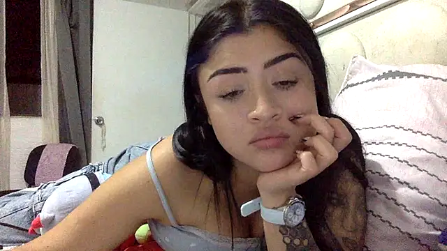 lucianaroy online show from July 2026 01:21:01 AM