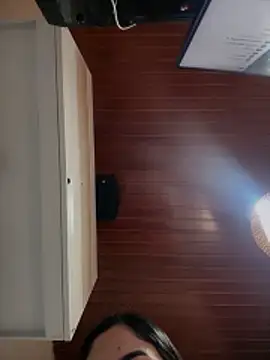 MarianaBenz online show from April 2026 11:46:02 PM