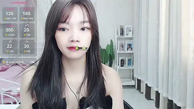 Snapshot of Jenny-Z chatting on February 2025 01:58:02 AM Jenny-Z online show from February 2025 01:58:02 AM