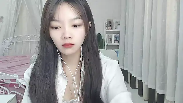 Snapshot of Jenny-Z chatting on November 2025 02:21:01 AM Jenny-Z online show from November 2025 02:21:01 AM