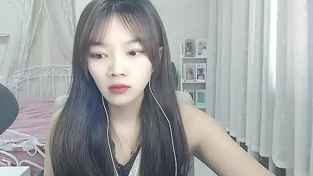 Snapshot of Jenny-Z chatting on November 2025 02:14:01 AM Jenny-Z online show from November 2025 02:14:01 AM