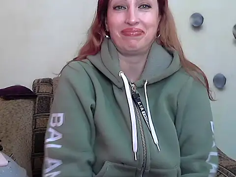 Jillian Pattie online show from November 2025 01:33:02 PM