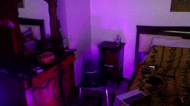 CharlotteVixxens online show from April 2026 12:56:01 AM