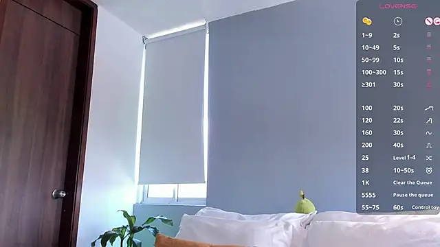 santiago 01 online show from April 2026 03:28:01 PM