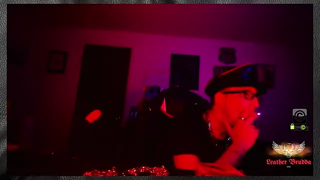 LeatherBrudda69 online show from April 2026 05:08:01 AM