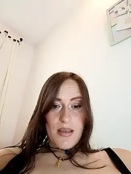 Snapshot of JadeHiilton chatting on October 2025 07:10:02 PM JadeHiilton online show from October 2025 07:10:02 PM