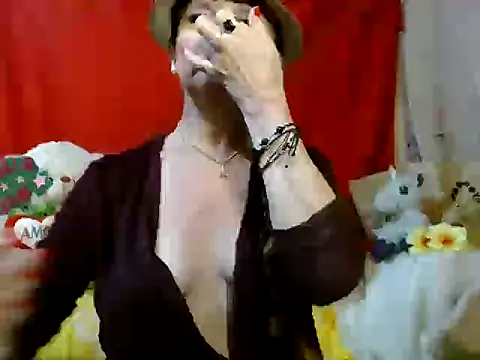 Snapshot of hottieperla chatting on April 2026 04:28:02 PM hottieperla online show from April 2026 04:28:02 PM