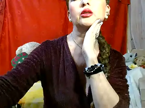 Snapshot of hottieperla chatting on June 2026 06:01:01 PM hottieperla online show from June 2026 06:01:01 PM