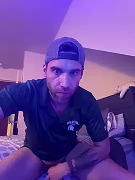 Snapshot of ucbryson chatting on December 2024 06:51:01 AM ucbryson online show from December 2024 06:51:01 AM