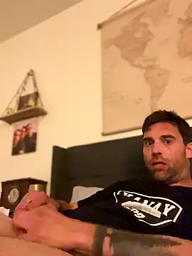 Snapshot of ucbryson chatting on September 2025 07:30:02 AM ucbryson online show from September 2025 07:30:02 AM