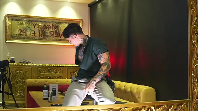 dantecoppolaa  online show from April 2026 11:29:02 PM