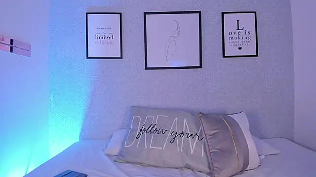 Natasha harper online show from March 2026 12:00:02 PM