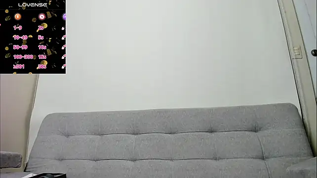 Snapshot of AliciaMiilf chatting on February 2026 09:20:02 PM AliciaMiilf online show from February 2026 09:20:02 PM