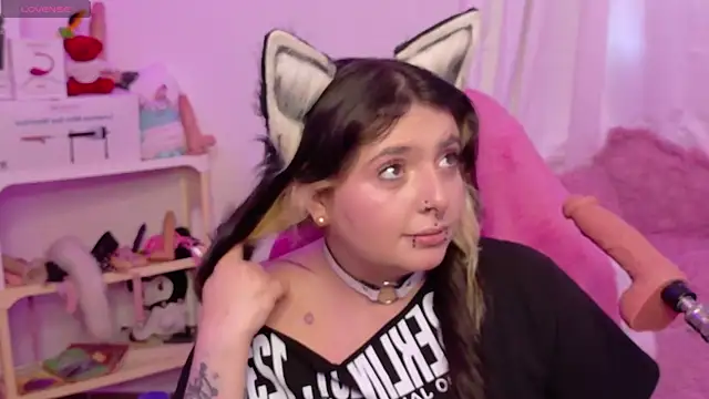 Sachi Meow online show from June 2026 07:08:02 PM
