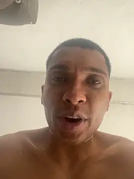 Aaronblack1  online show from April 2026 06:11:02 PM