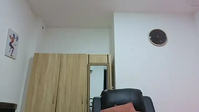 Issa Km  online show from March 2026 12:05:02 AM