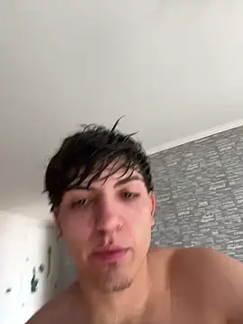 valdo0190 online show from February 2026 09:57:01 PM