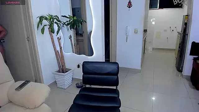 AbrilStivenson  online show from October 2025 01:34:01 AM