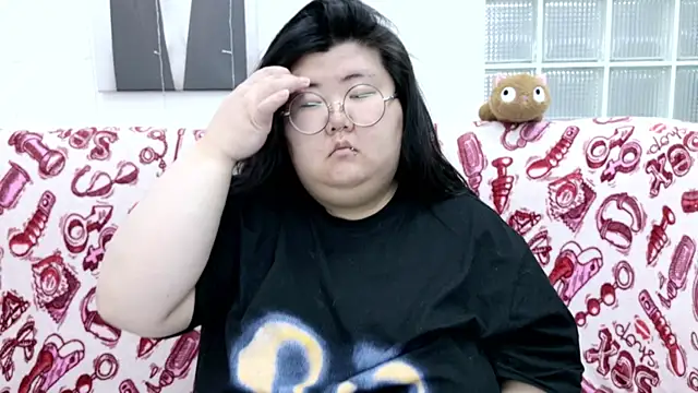 Nadine asian online show from April 2026 03:06:01 AM