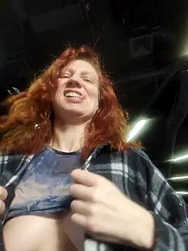 Exhibitionsplit online show from April 2026 02:33:02 PM