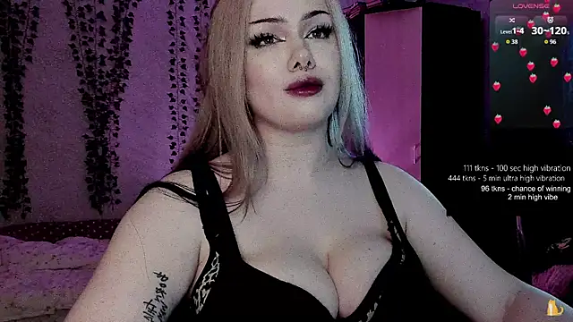 strawberry elfcat online show from June 2026 09:25:02 AM
