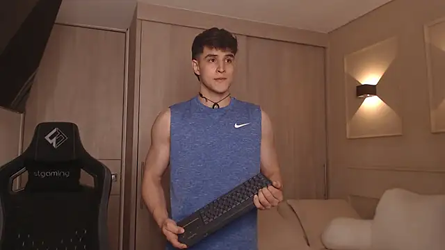 thomklein online show from April 2026 07:37:01 PM