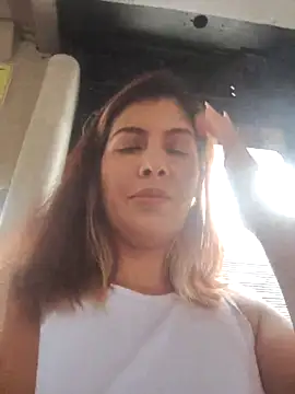 scarlett moore online show from April 2026 03:46:02 PM