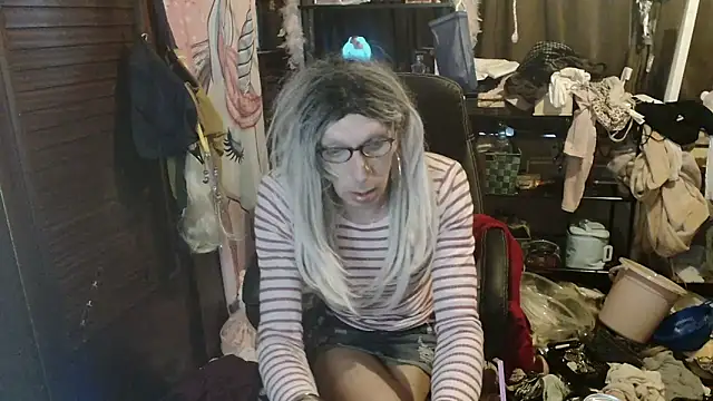 Ombeline1 online show from December 2025 08:20:01 AM